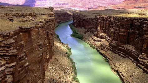 Maoming's Little Grand Canyon - A Breathtaking Landscape Carved by Time and Tide!